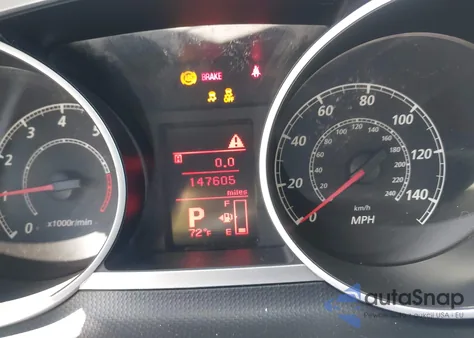 2012 Mitsubishi Outlander Es z USA, uszkodzony, nr VIN JA4AS2AW7CU007788